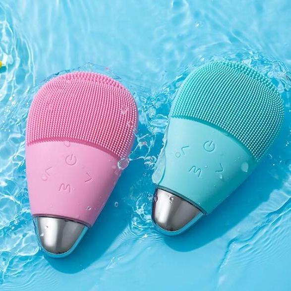 Electric Facial Cleansing Brush